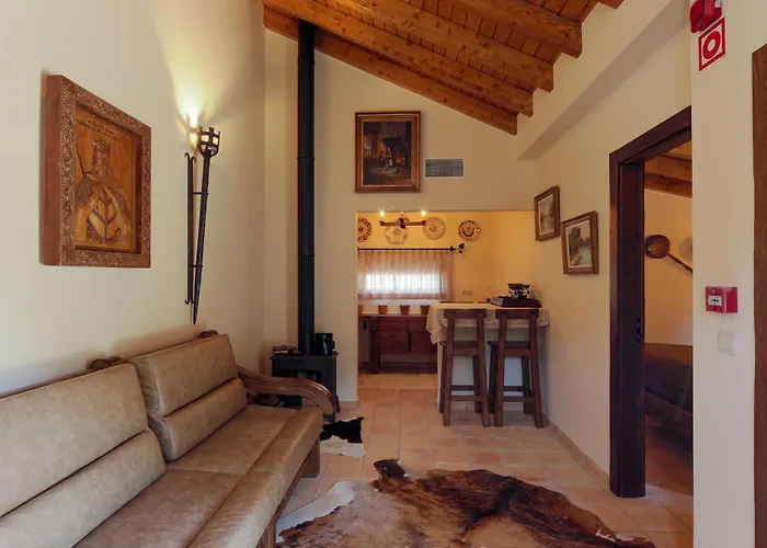 Reinado De Dom Dinis ファームステイ *